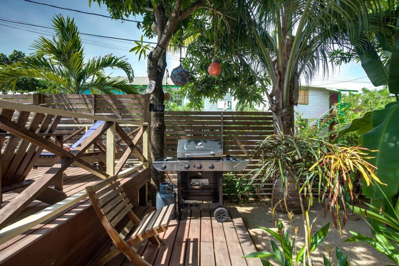 Driftwood Gardens Guesthouse Placencia Dış mekan fotoğraf