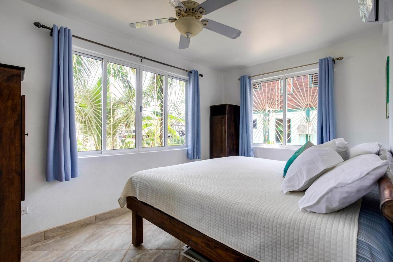 Driftwood Gardens Guesthouse Placencia Dış mekan fotoğraf