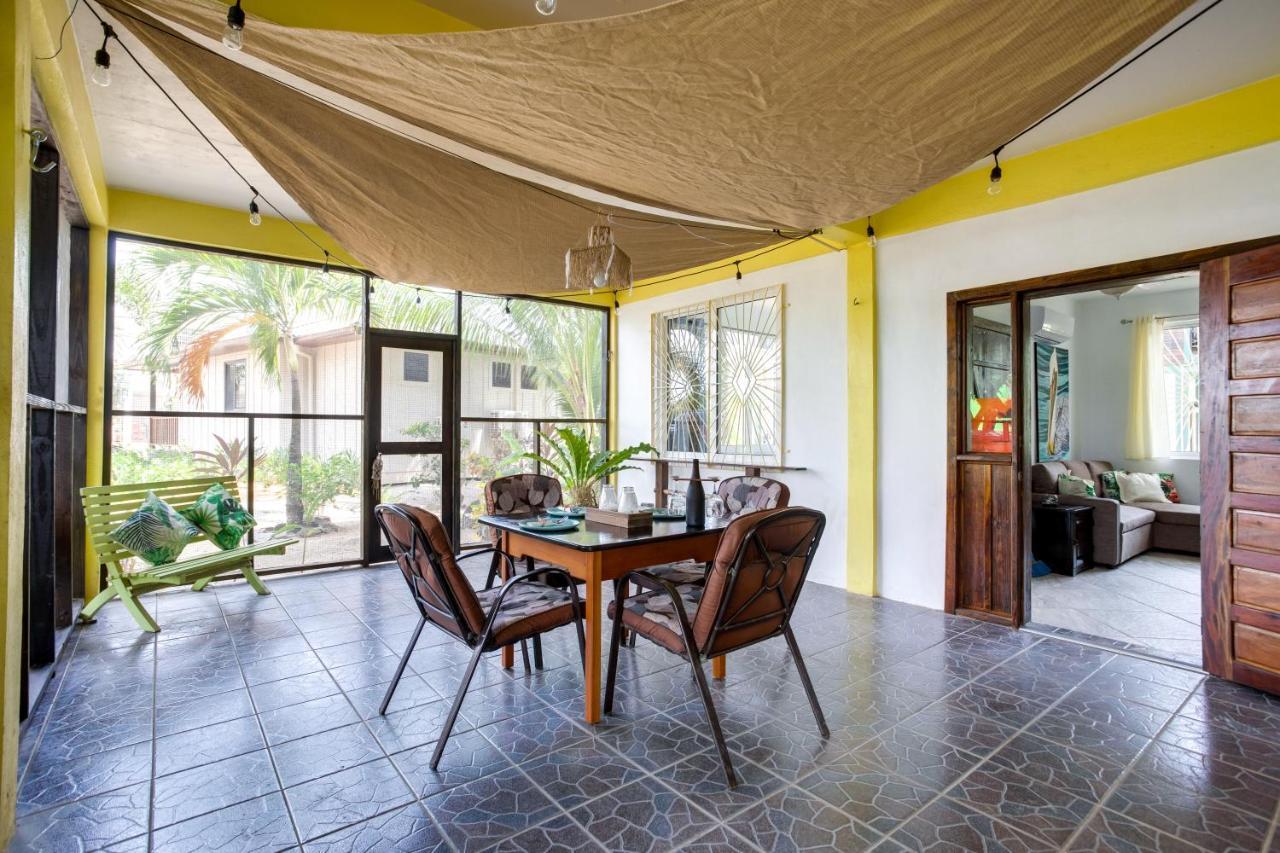 Driftwood Gardens Guesthouse Placencia Dış mekan fotoğraf