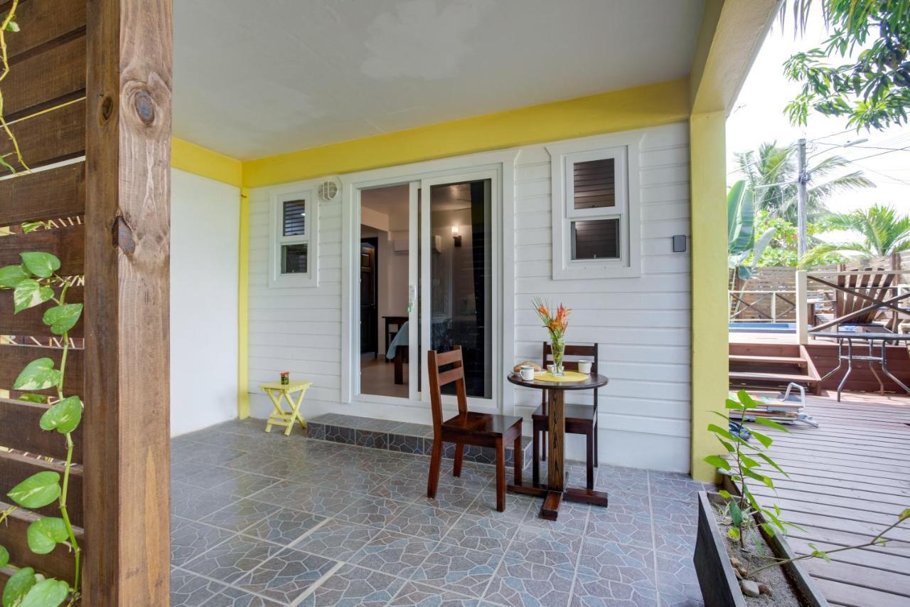 Driftwood Gardens Guesthouse Placencia Dış mekan fotoğraf